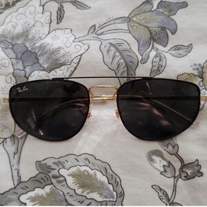 Ray-Ban Aviator Sunglasses, style RB3668